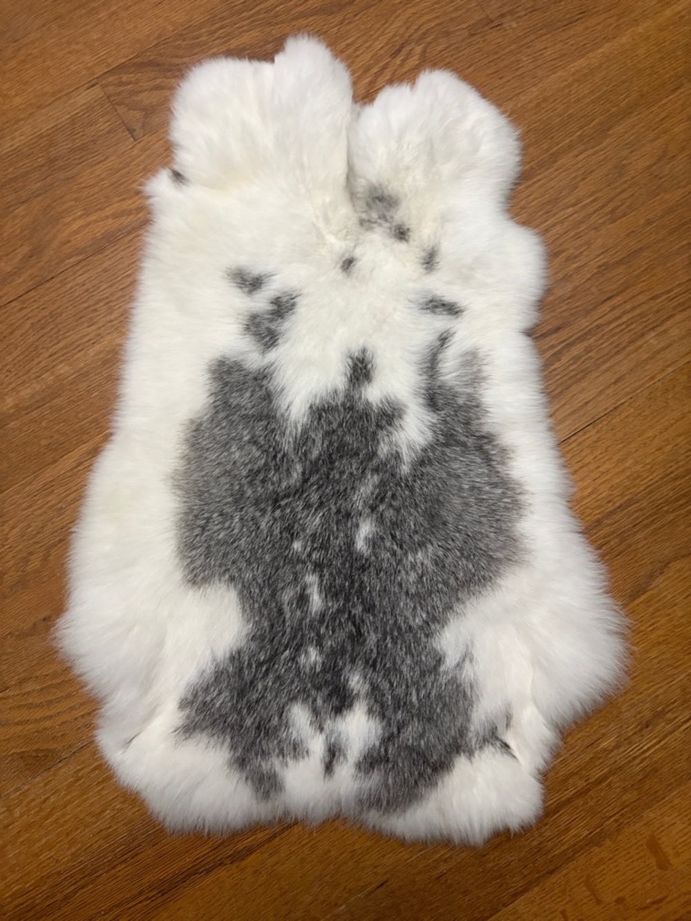 A425 rabbit pelt crafts decor